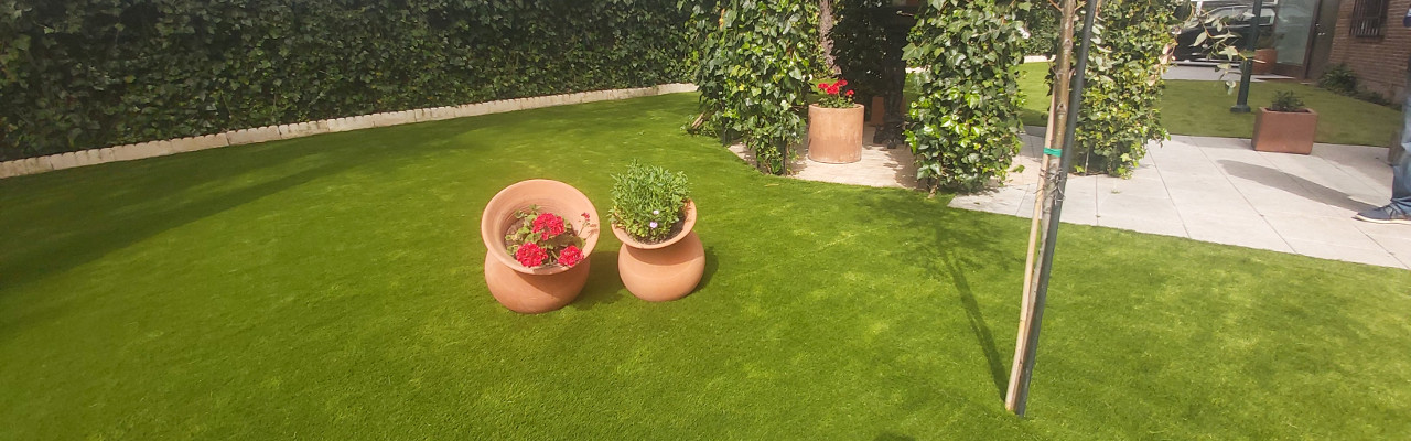 Césped artificial infantil en Rivas-Vaciamadrid