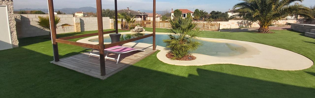 Césped artificial para piscinas en Rivas-Vaciamadrid